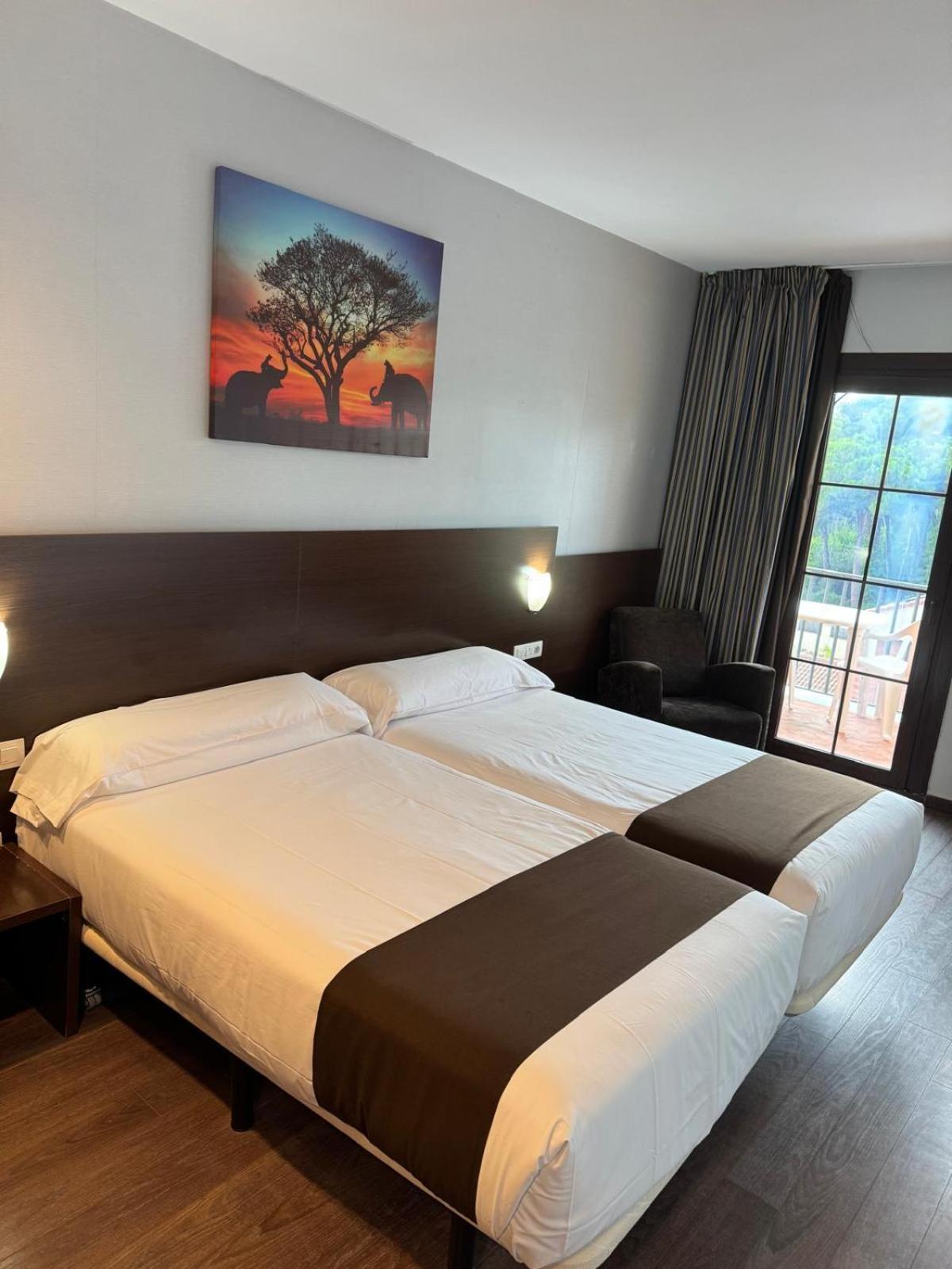 Hotel Canal Olimpic Castelldefels Εξωτερικό φωτογραφία